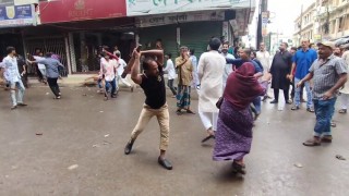 কোটা সংস্কার আন্দোলনকারীদের ওপর হামলা: আওয়ামী লীগ ও ছাত্রলীগের ৩৩ নেতাকর্মীর বিরুদ্ধে মামলা